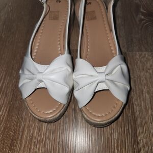 Elegant White Bow Women's Sandals